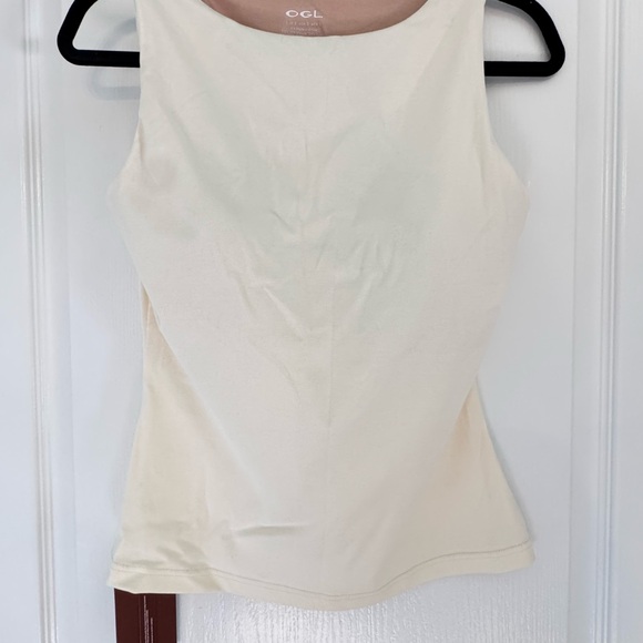 OGL - Women's Cream Sleeveless Top built in bra! NWT - Picture 2 of 5